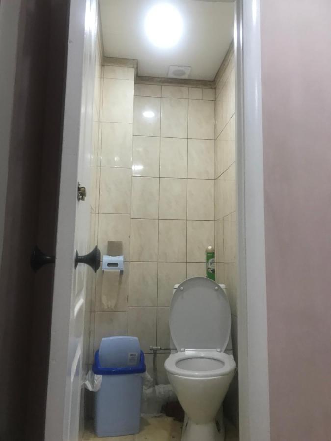 Ararat-Borschagovskaya Hostel Kiev Luaran gambar
