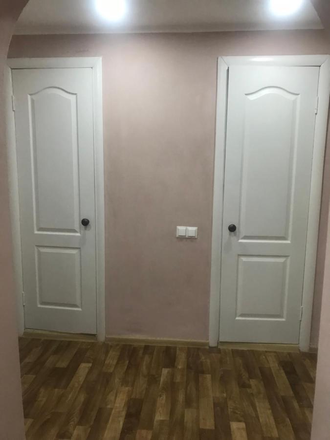 Ararat-Borschagovskaya Hostel Kiev Luaran gambar