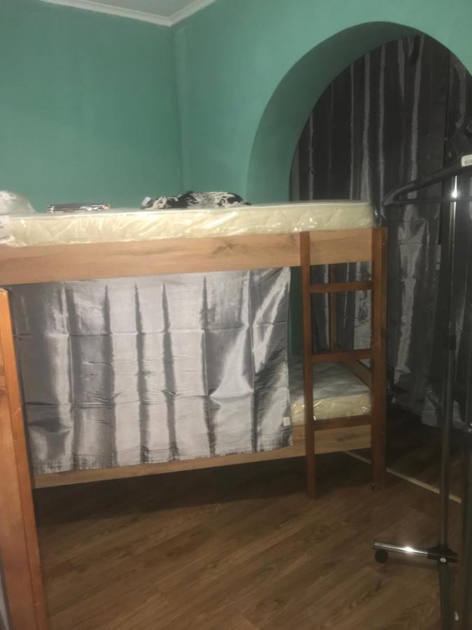 Ararat-Borschagovskaya Hostel Kiev Luaran gambar