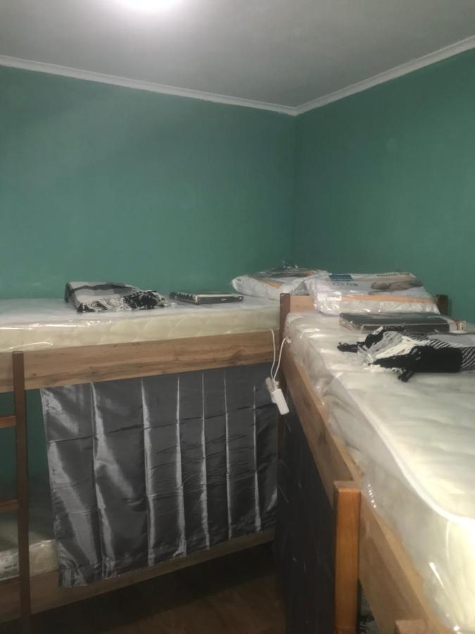 Ararat-Borschagovskaya Hostel Kiev Luaran gambar