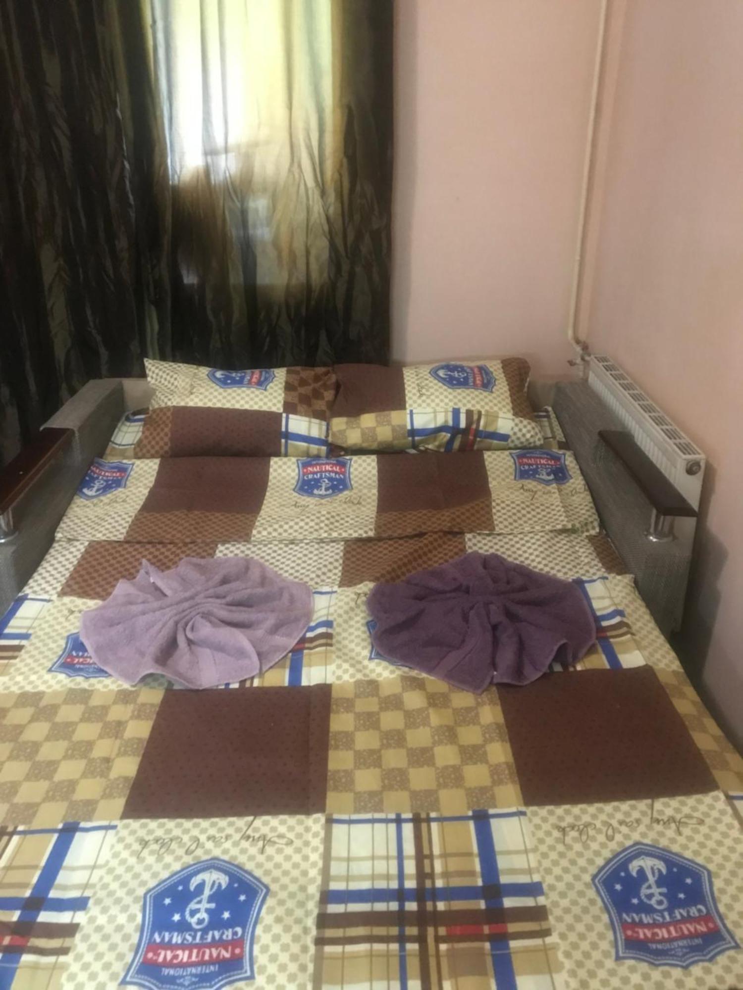 Ararat-Borschagovskaya Hostel Kiev Luaran gambar